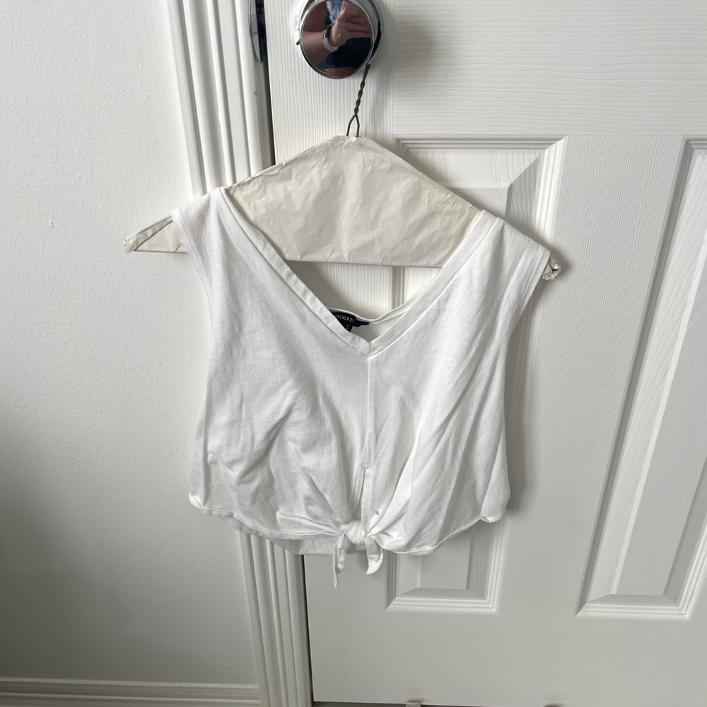Forever 21 tank